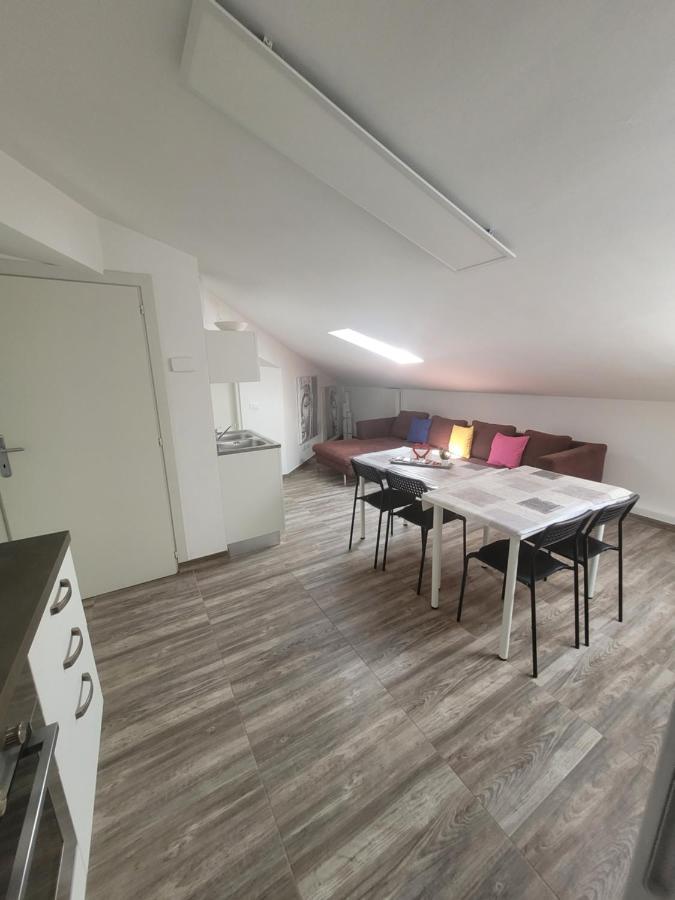 Villa Sonia Apartment & Rooms لينانو سابيادورو المظهر الخارجي الصورة